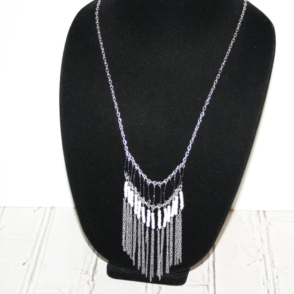 Beautiful silver, black and white drop statement necklace 27"